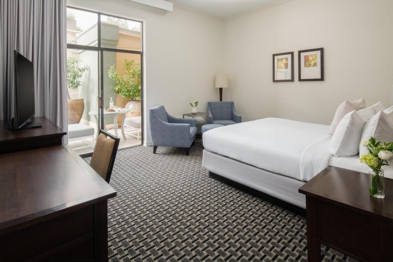 Premier King Room at Toll House Hotel Los Gatos, Tapestry Collection by Hilton