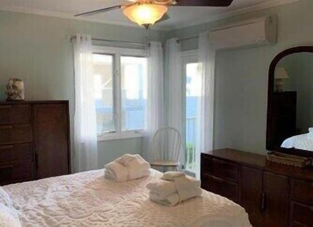  | 2B Beachwood Villas