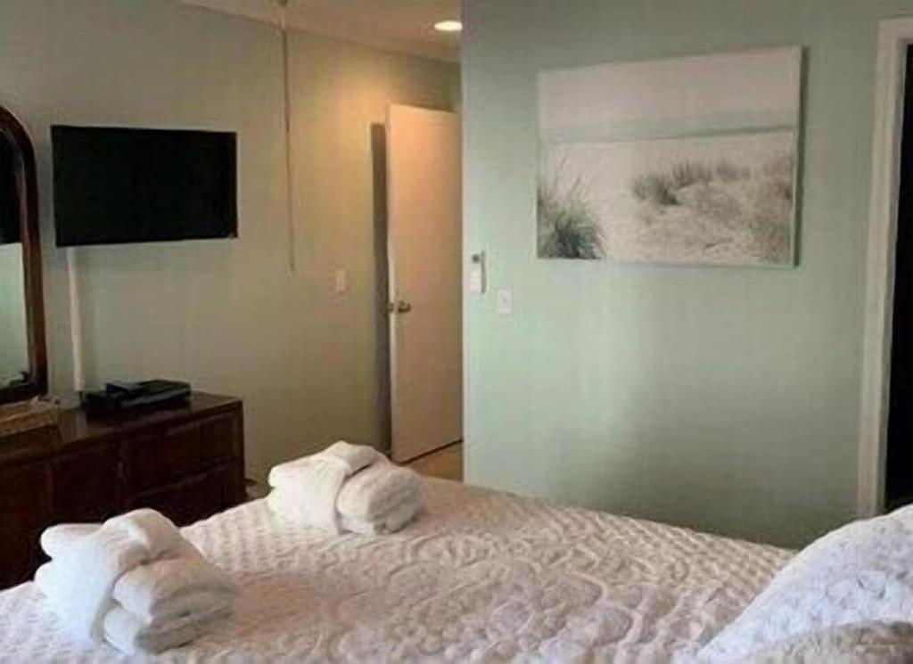  | 2B Beachwood Villas