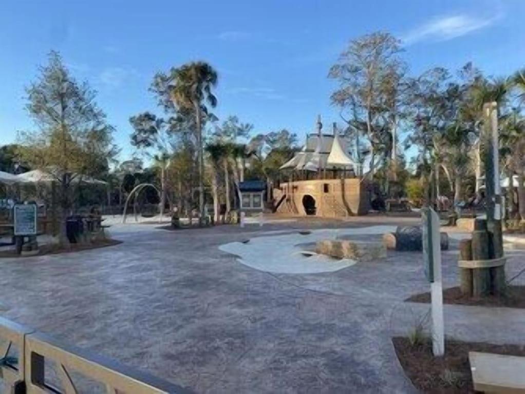  | 2B Beachwood Villas