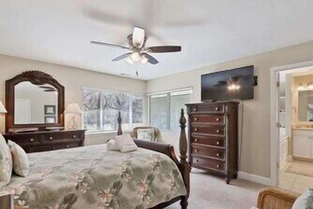  | 1206 Harbour Master Villas