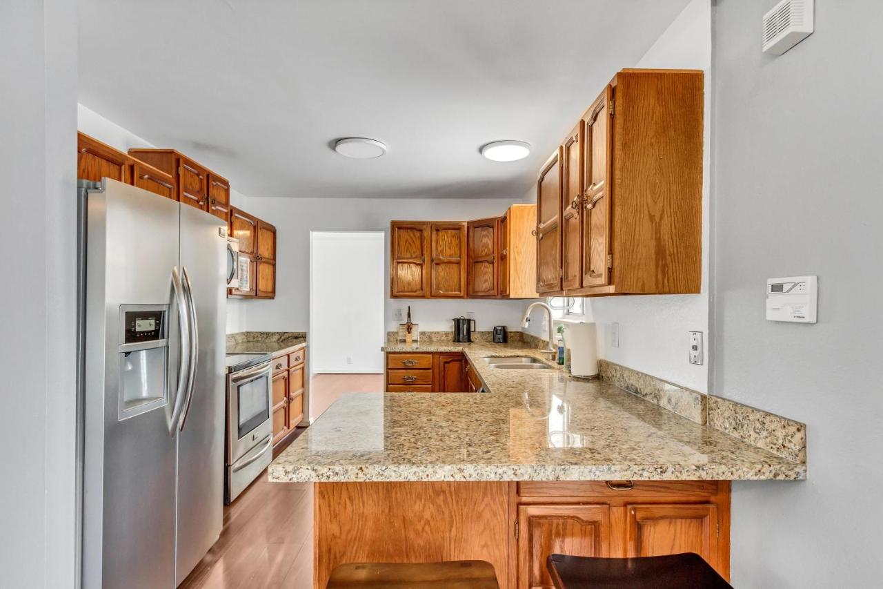 | Large Room Near UVU & BYU