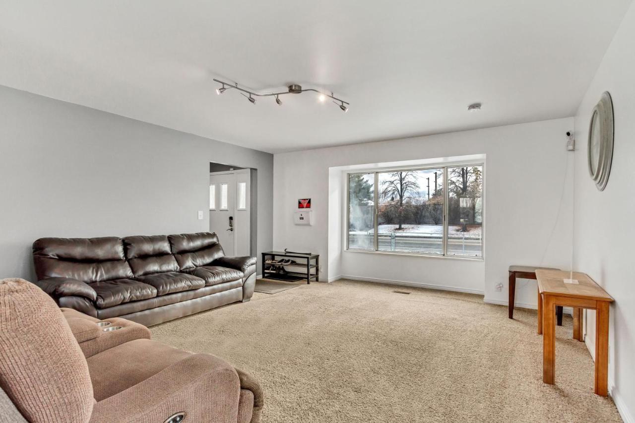 | Large Room Near UVU & BYU