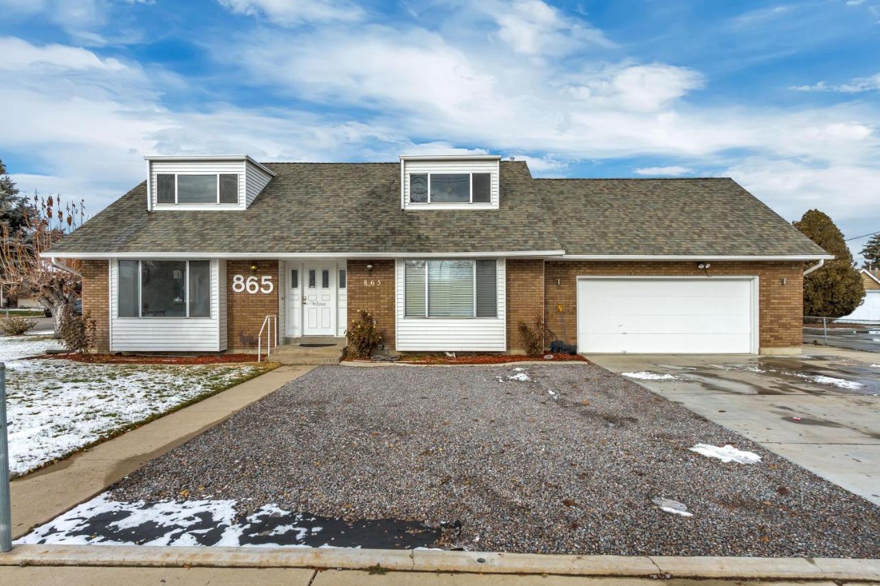 | Large Room Near UVU & BYU