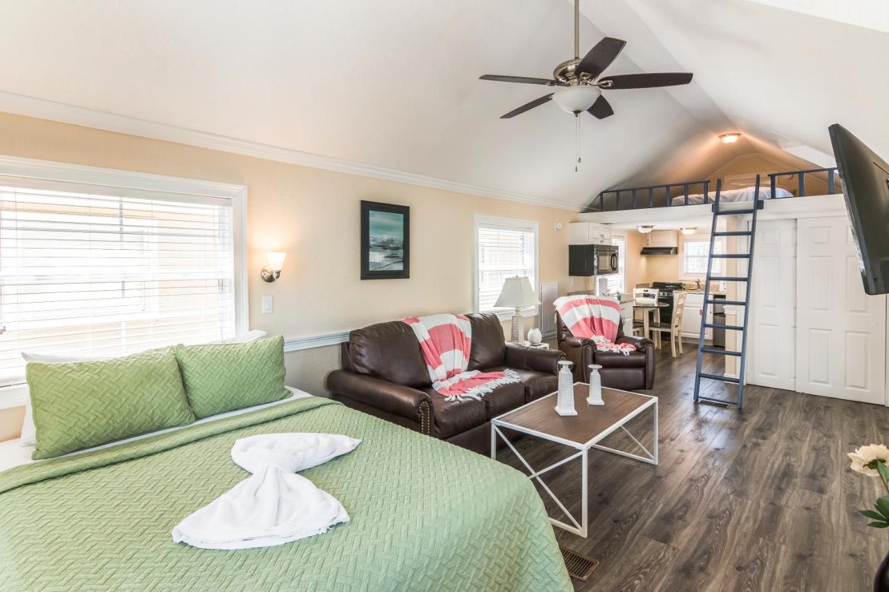 Family Studio at Tropical Palms Resort