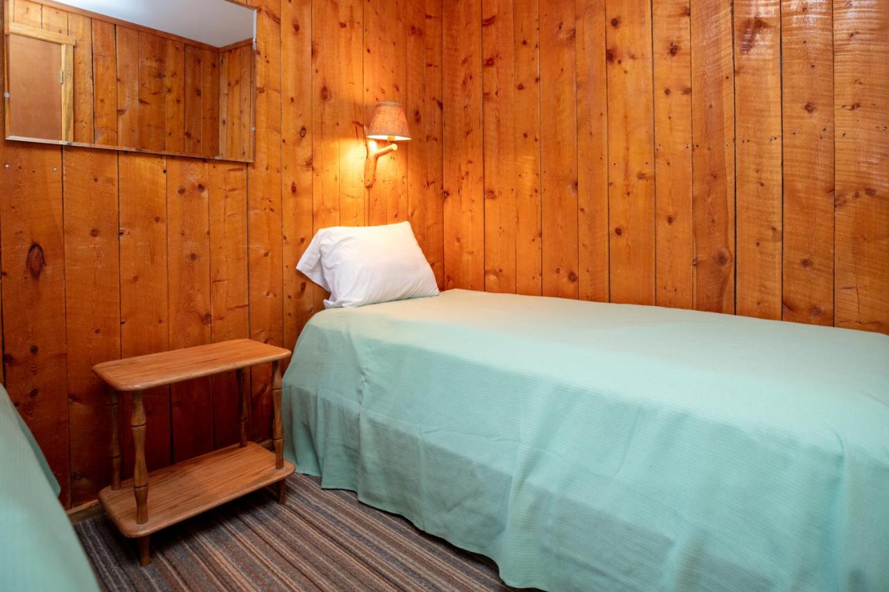 | The Meeker Park Lodge