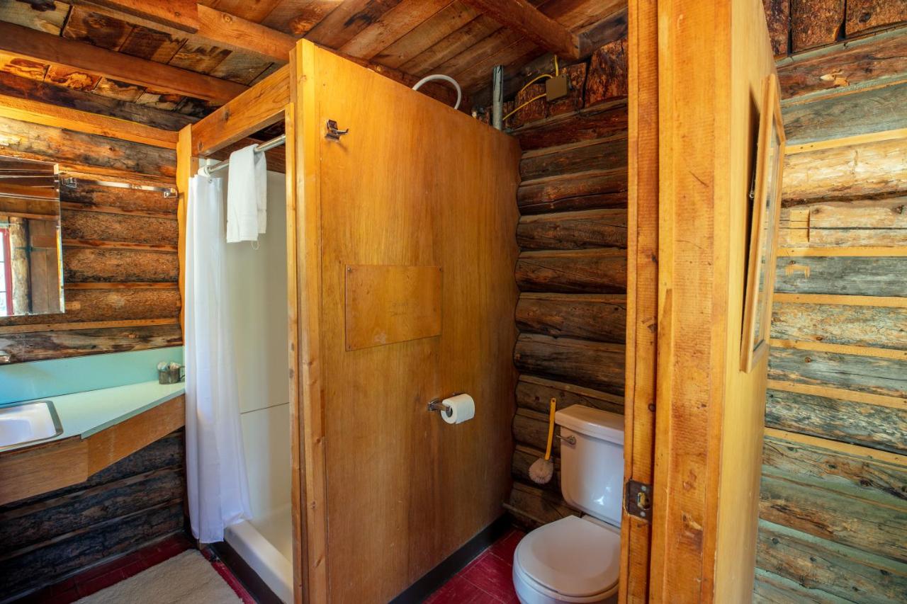| The Meeker Park Lodge