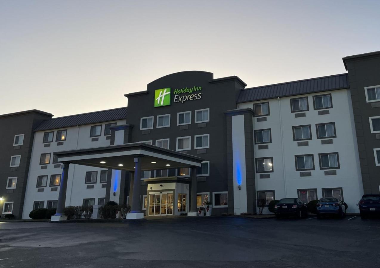  | Holiday Inn Express Evansville West