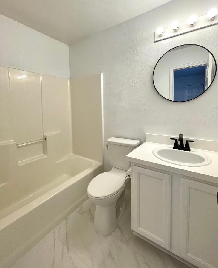 | Private rooms near downtown Dallas