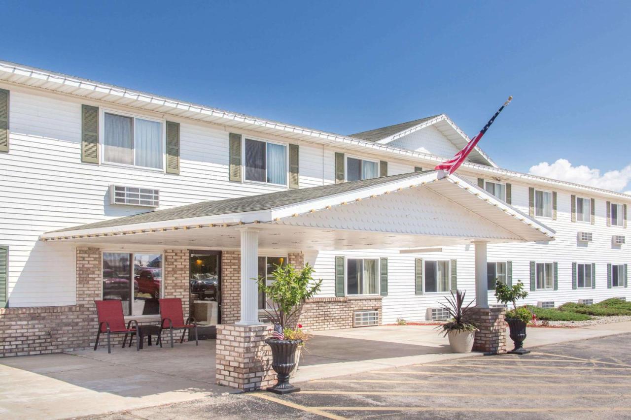  | Super 8 by Wyndham Escanaba