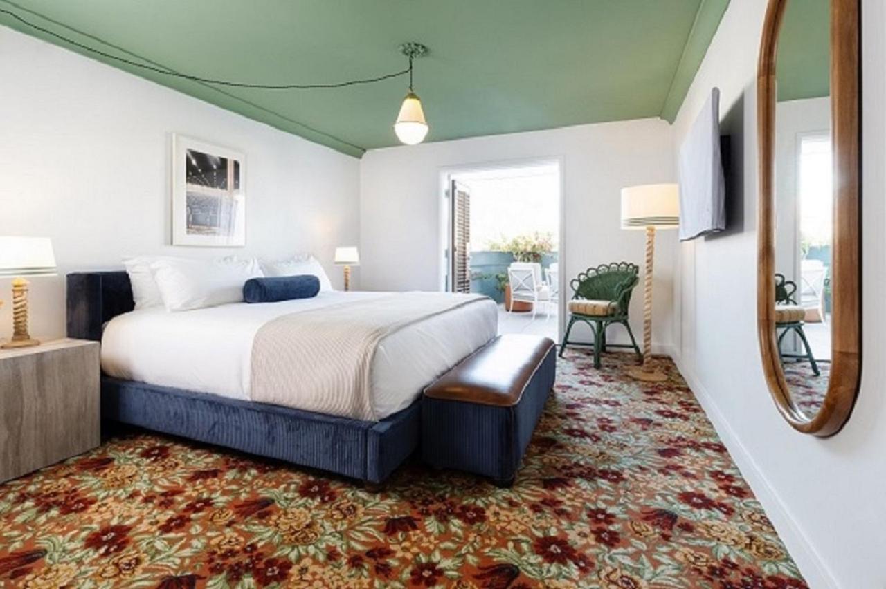 Suite with Balcony at Palihouse West Hollywood