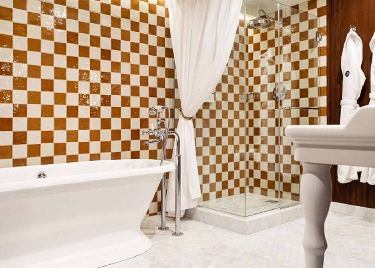 Suite with Balcony at Palihouse West Hollywood