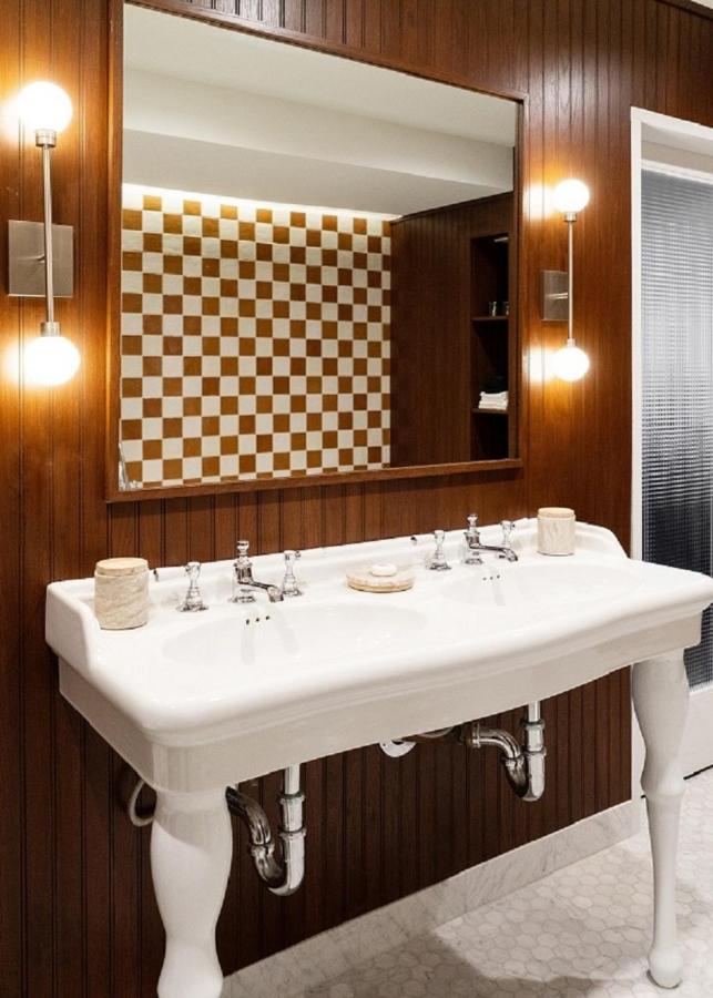 Suite with Balcony at Palihouse West Hollywood
