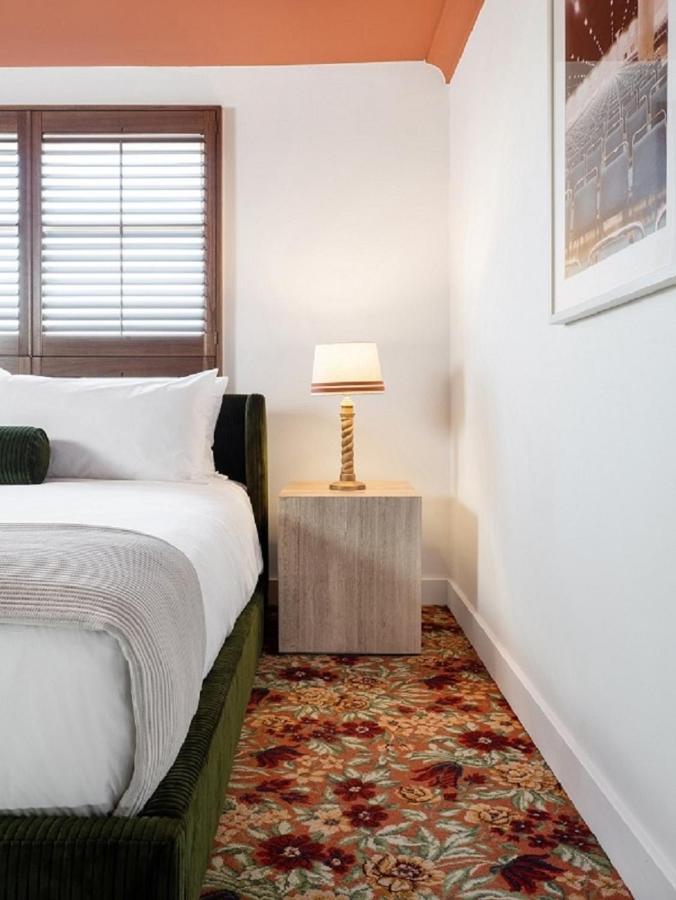 King Room - Disability Access at Palihouse West Hollywood