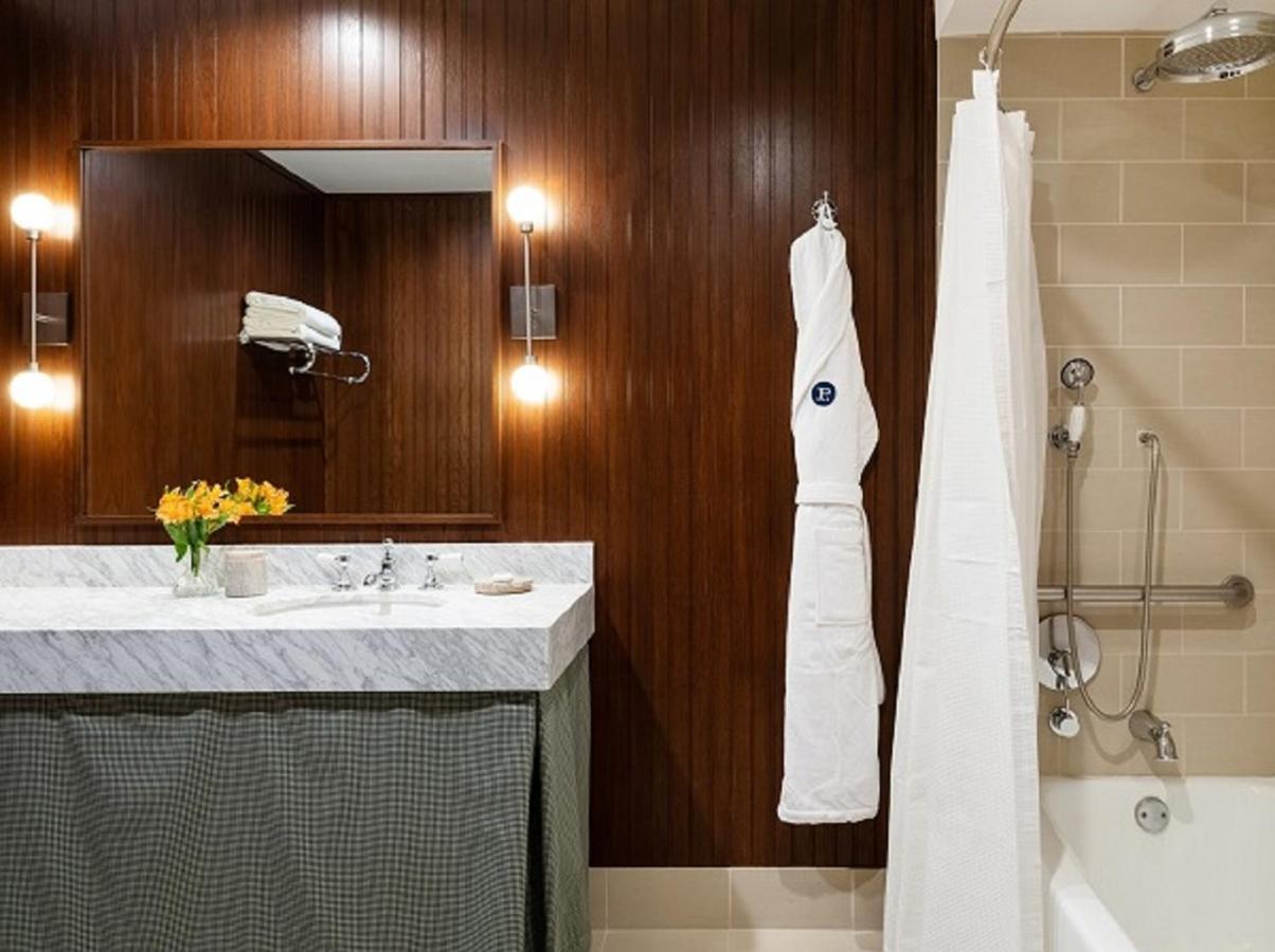 King Room - Disability Access at Palihouse West Hollywood