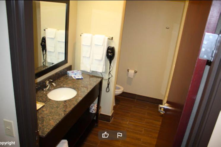 | La Plaza Inn and Suites - Freer TX