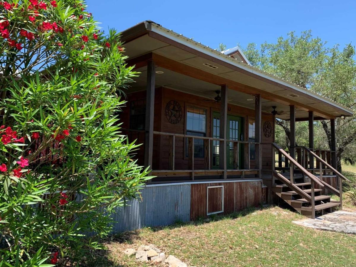 | Hill Country Hideout