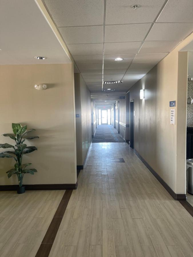 | La Plaza Inn and Suites - Freer TX
