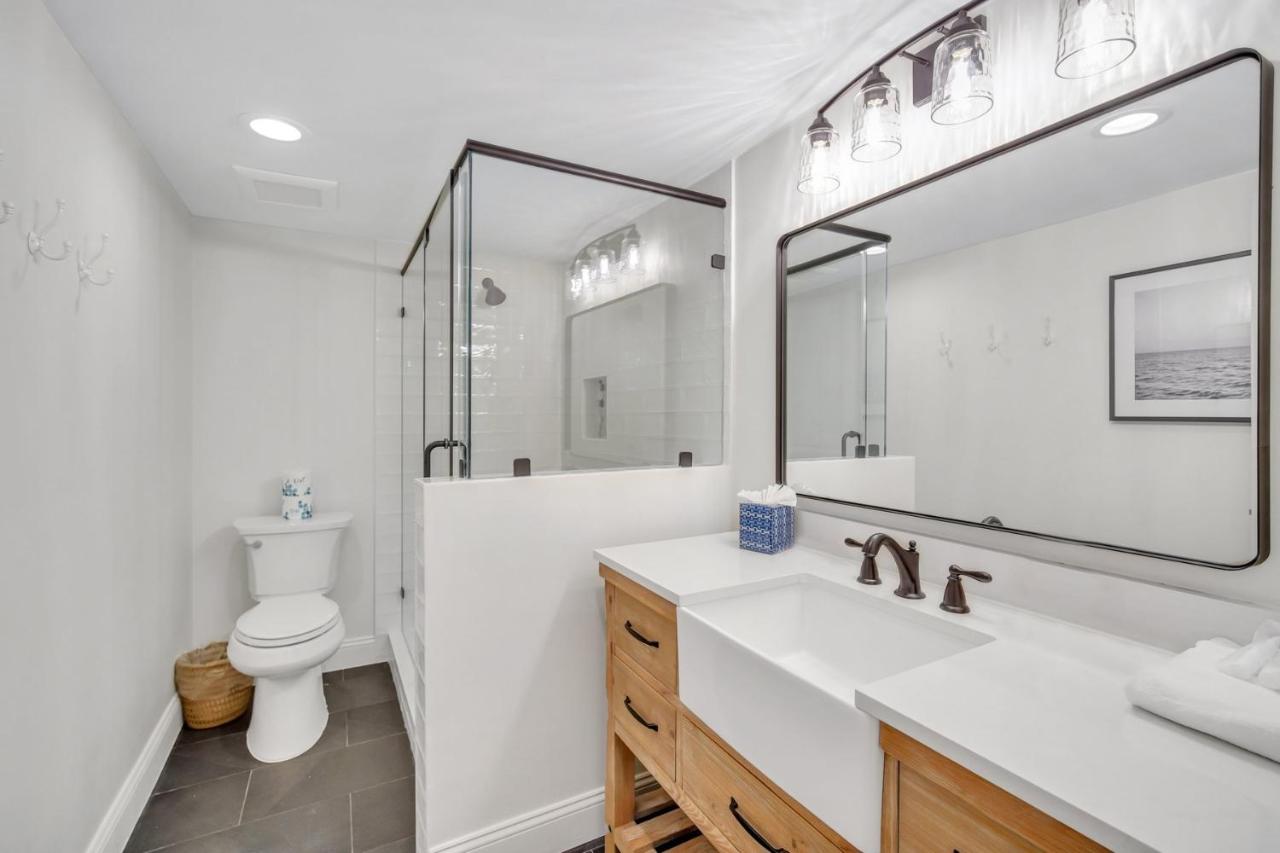  | 1712 Bluff Villa