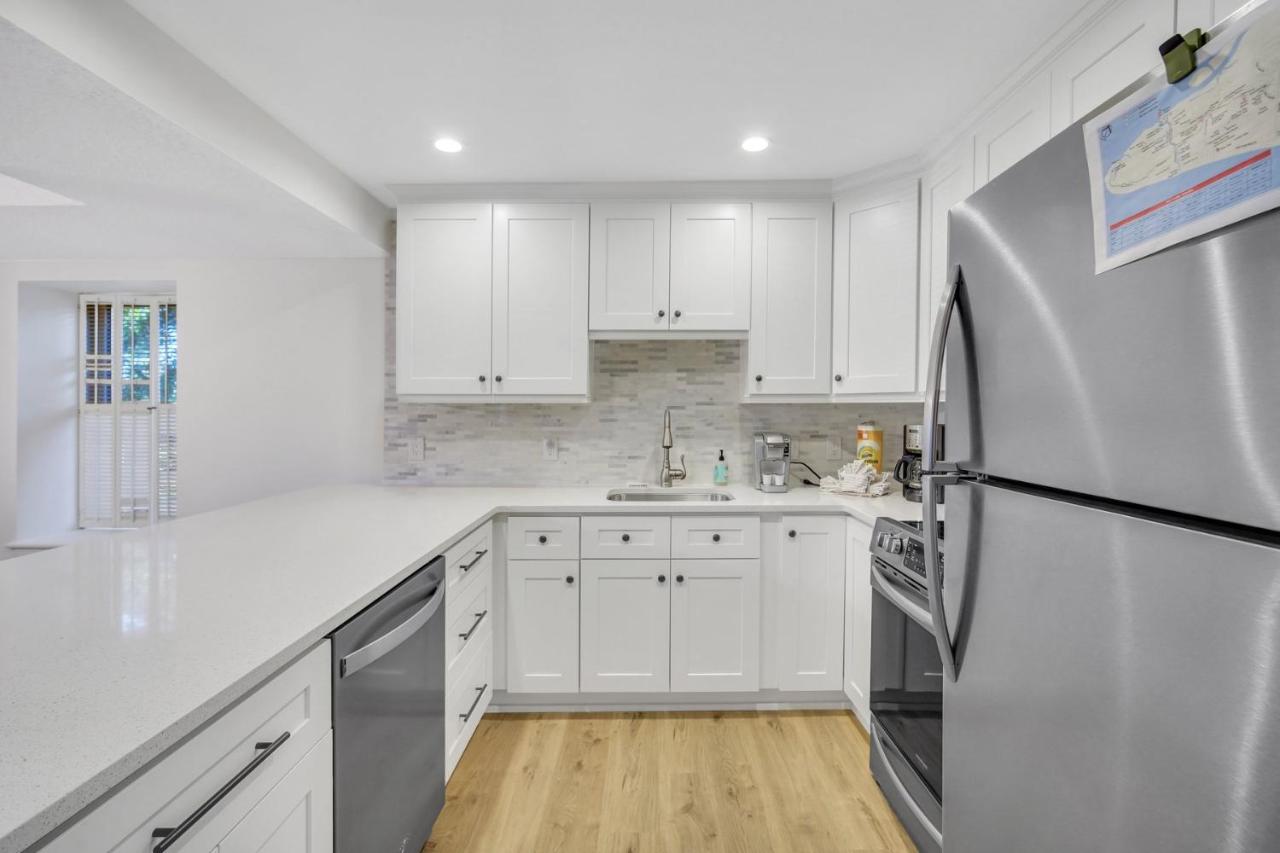  | 1712 Bluff Villa