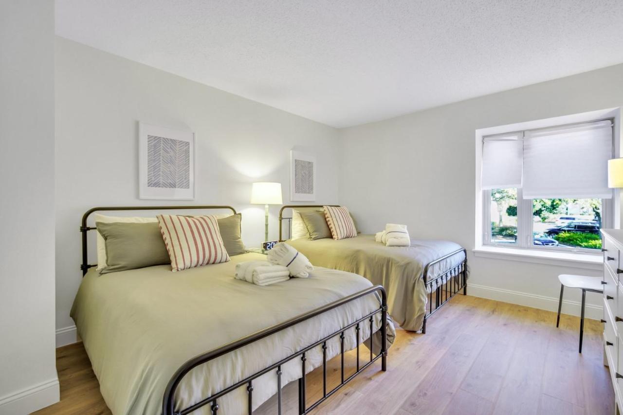  | 1712 Bluff Villa