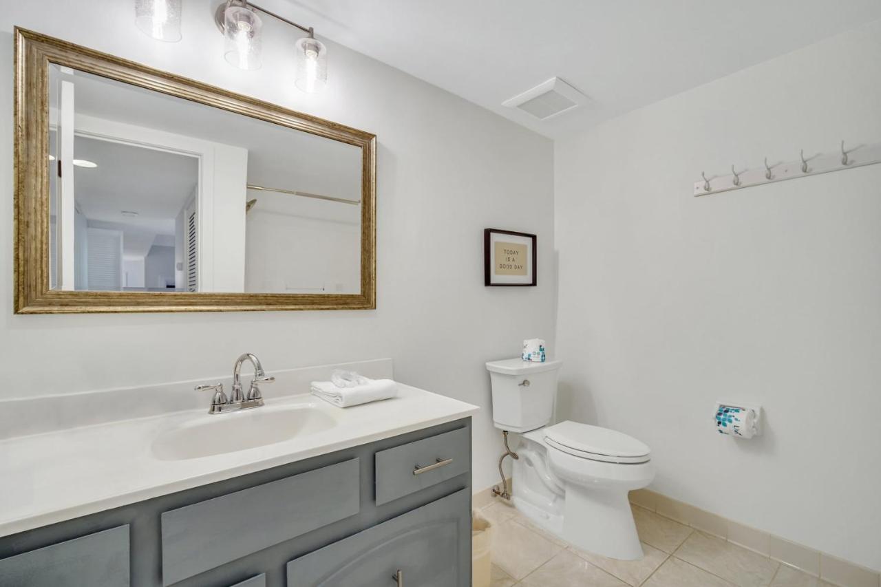  | 1712 Bluff Villa