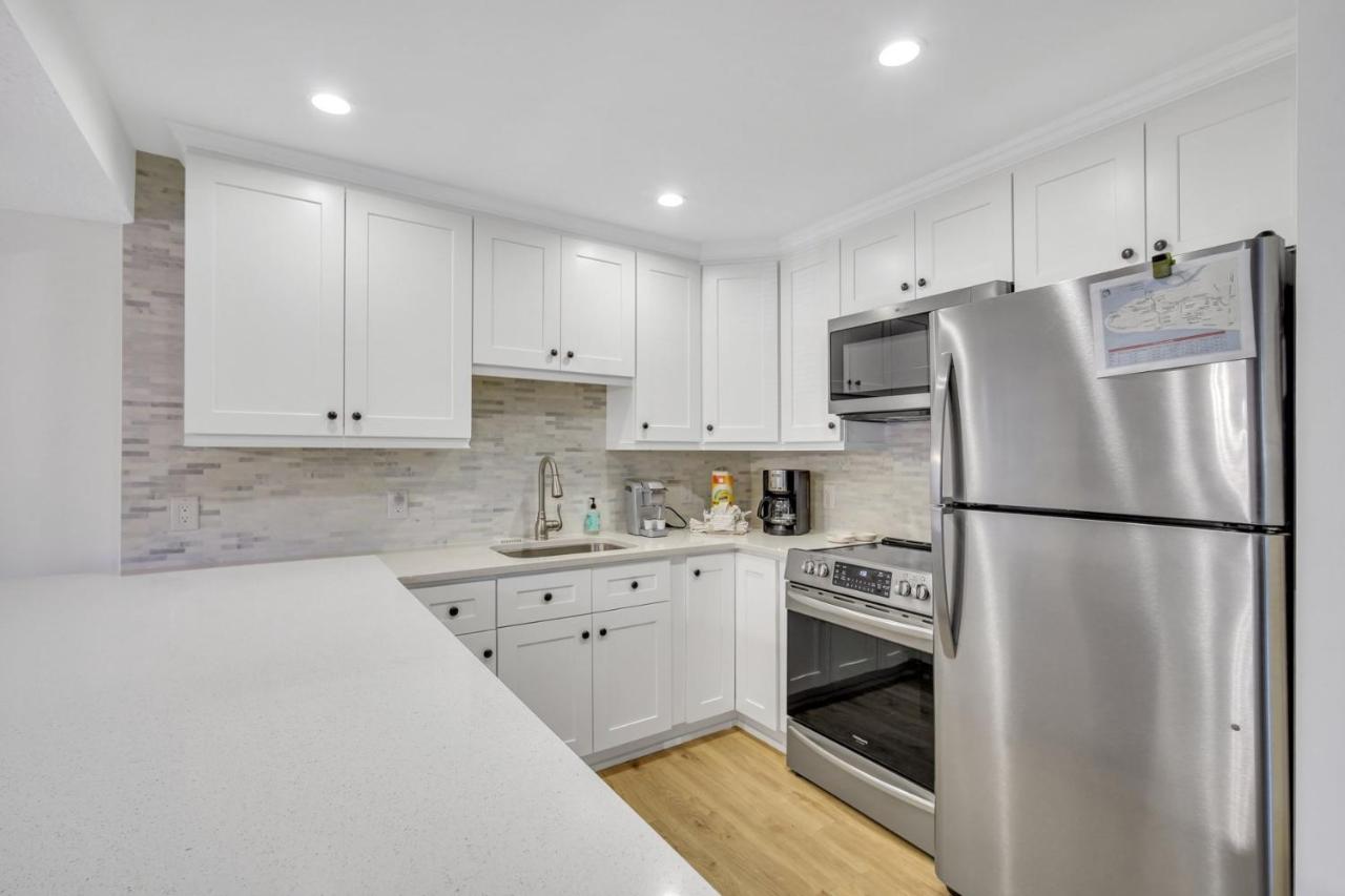  | 1712 Bluff Villa