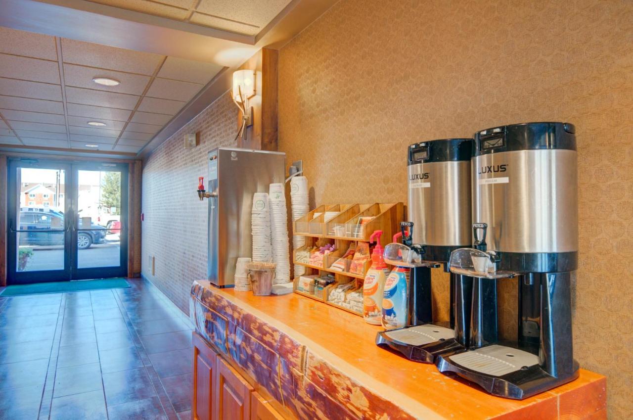| Holiday Inn - West Yellowstone, an IHG Hotel