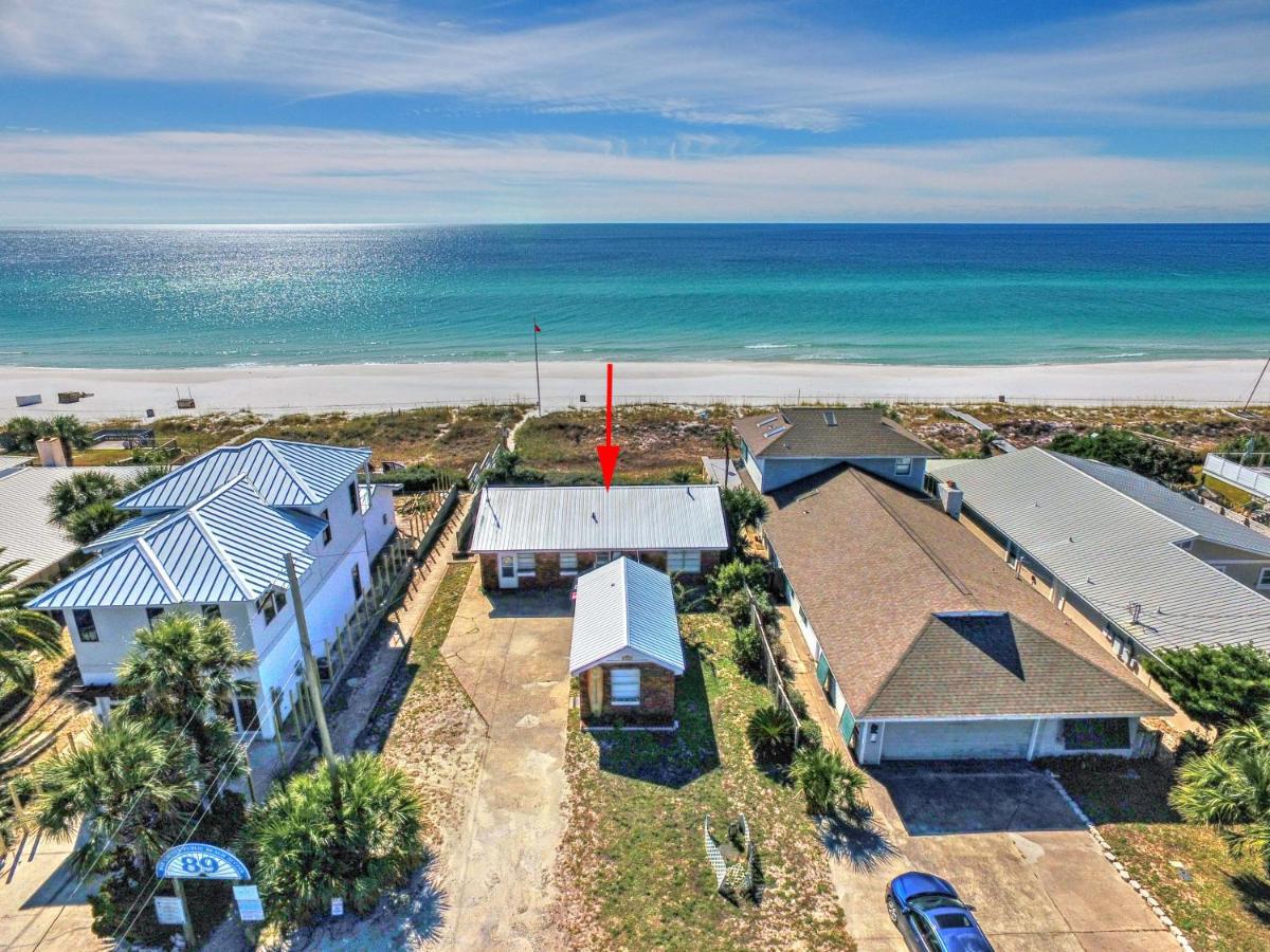  | Lotts of Sun - Beachfront, Pet-friendly, Single family home, Quiet, Gorgeous sunsets from patio!