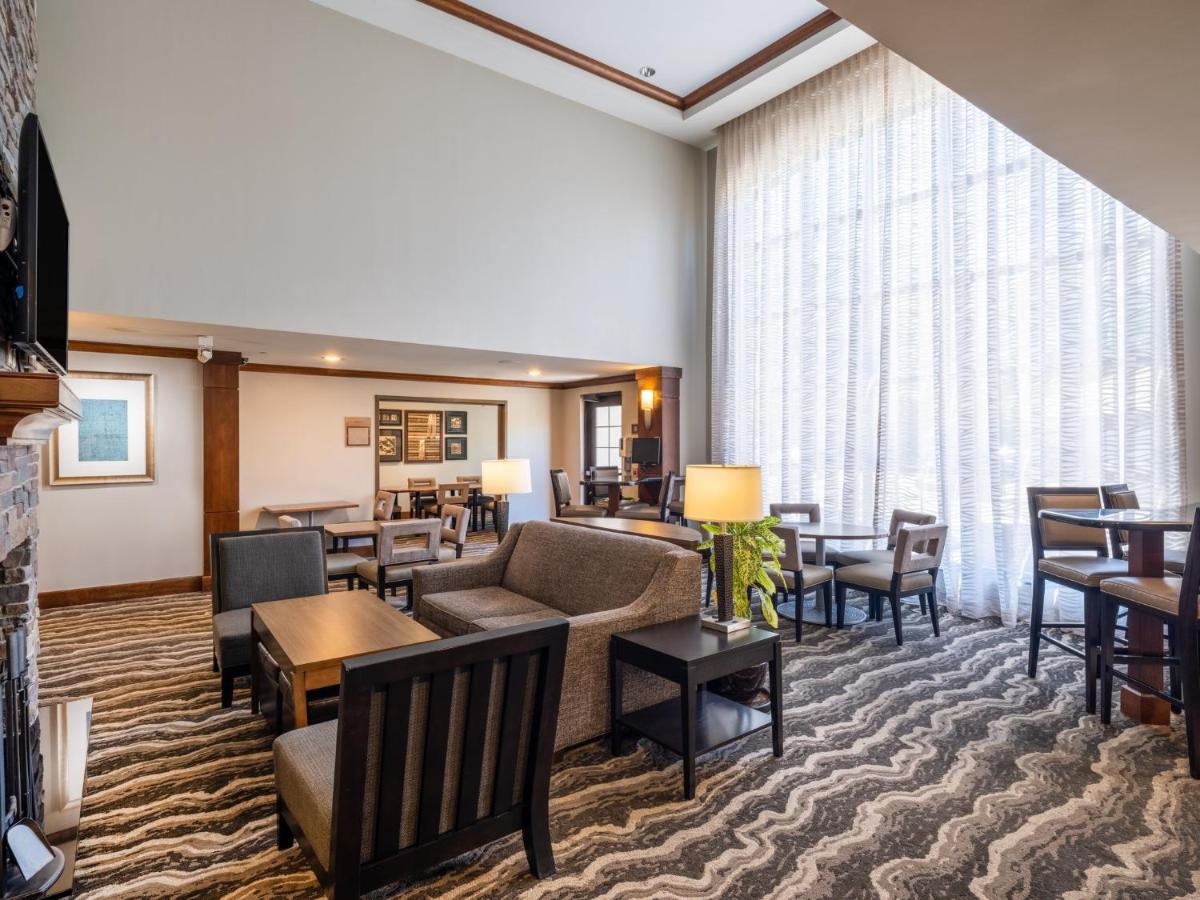  | Staybridge Suites Milwaukee Airport South, an IHG Hotel