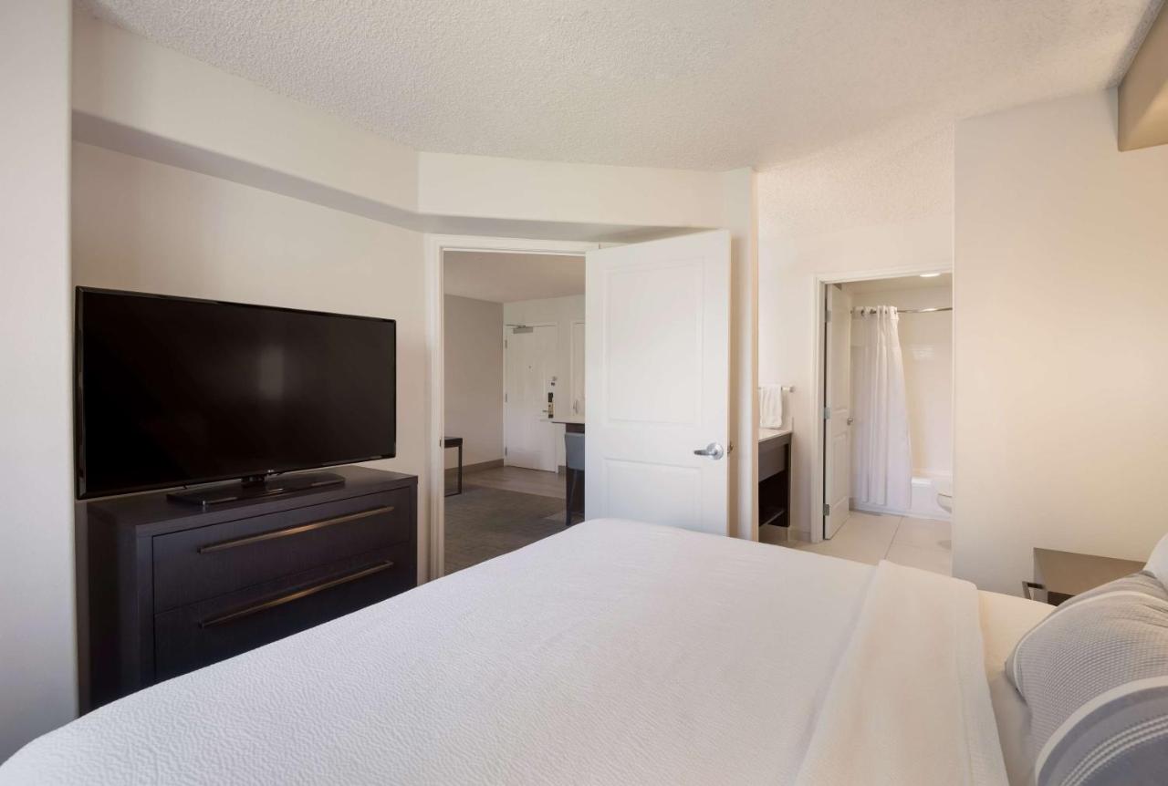 Two Bedroom Suite - King in Each - Hearing Accessible at Sonesta ES Suites Reno