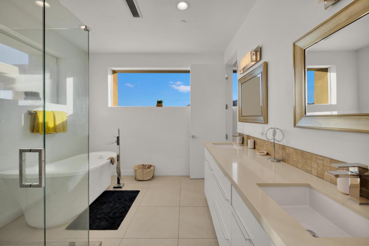  | Breathtaking Luxury Villa Architectural Jewel