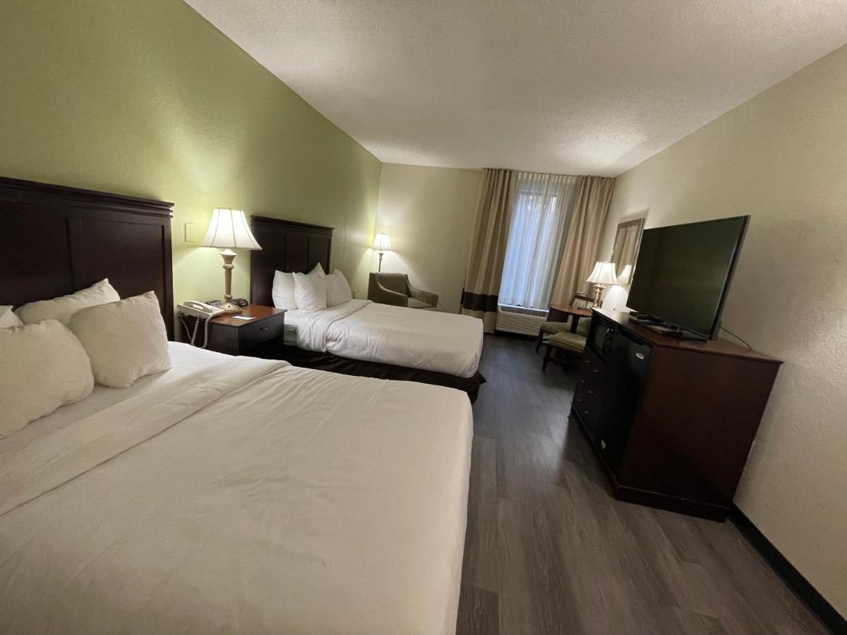 Queen Room with Two Queen Beds - Accessible/Non Smoking at Comfort Inn Pinehurst - Southern Pines