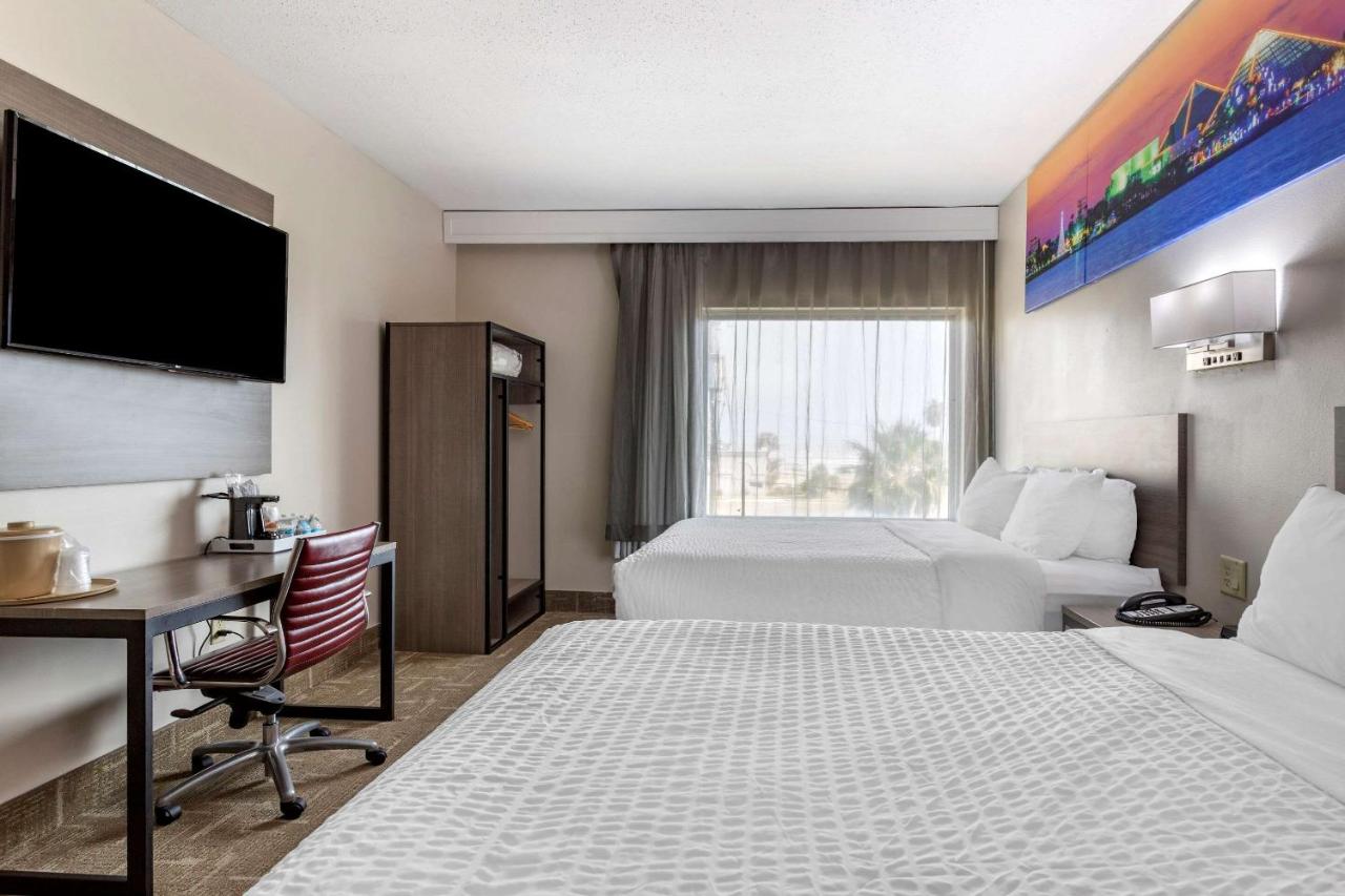 Queen Room with Two Queen Beds - Accessible/Non Smoking at Clarion Pointe Galveston Seawall