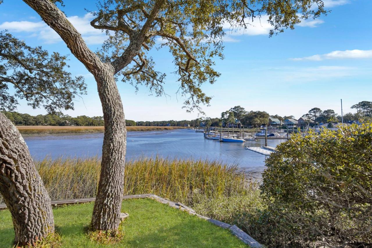  | 1799 Bluff Villa