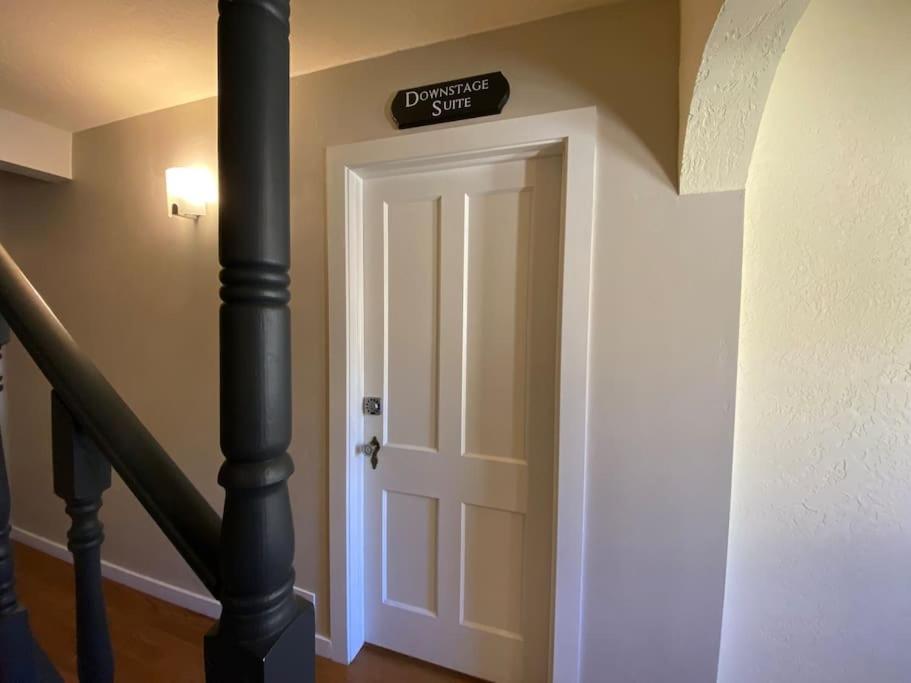  | Backstage Suites