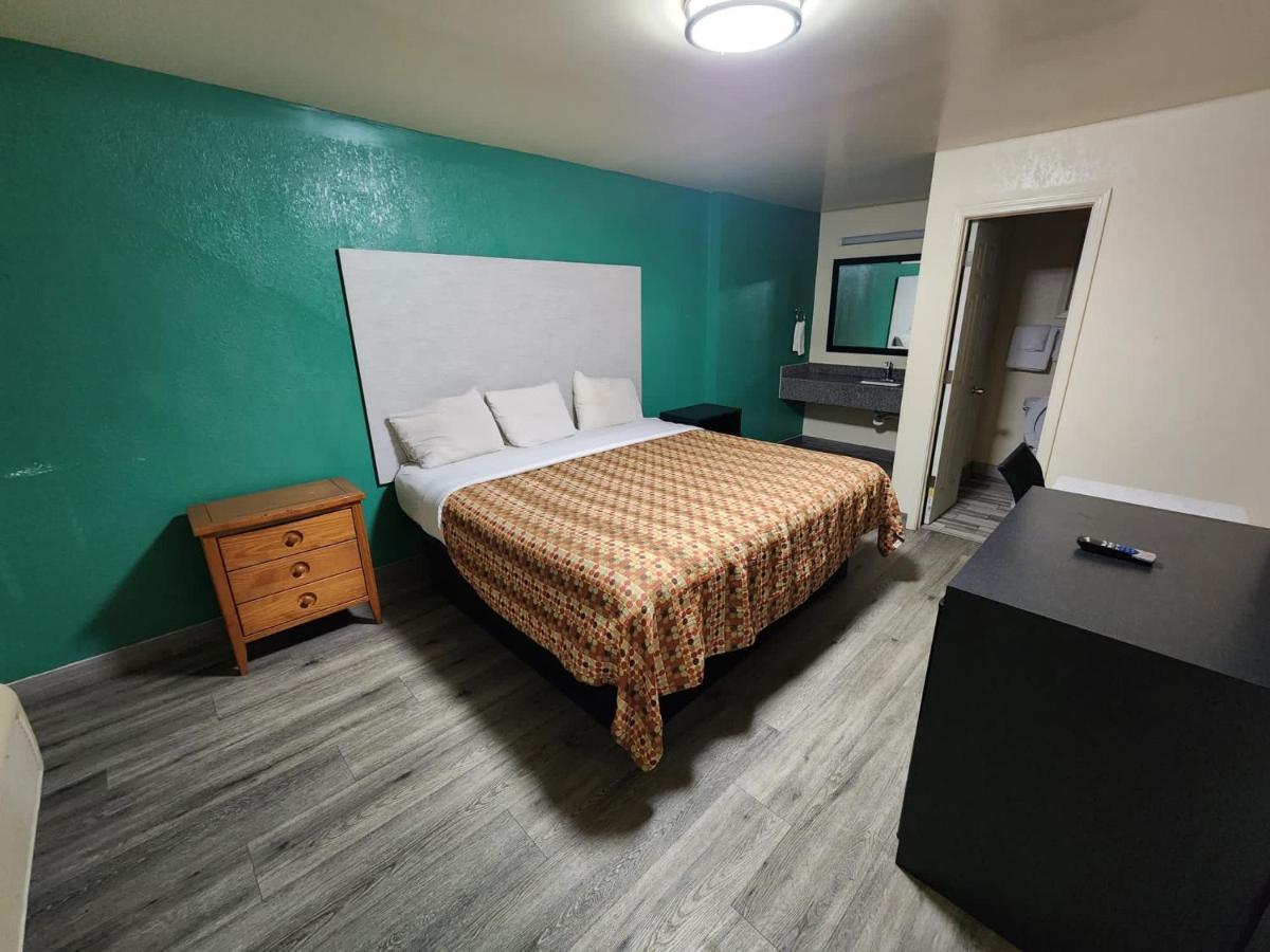  | Green Garden Inn