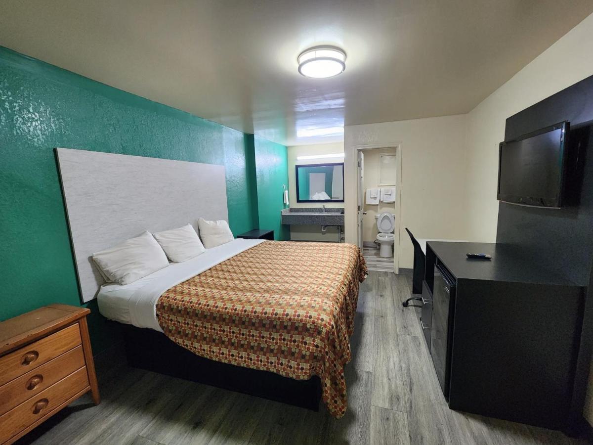  | Green Garden Inn