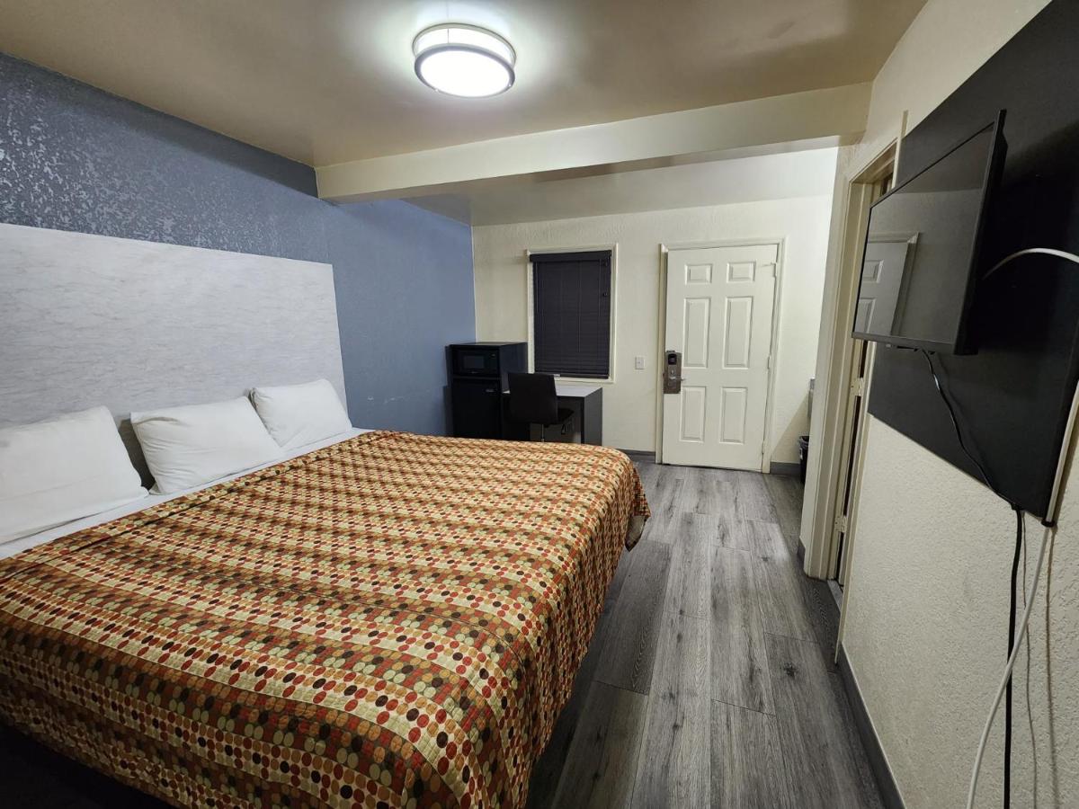  | Green Garden Inn