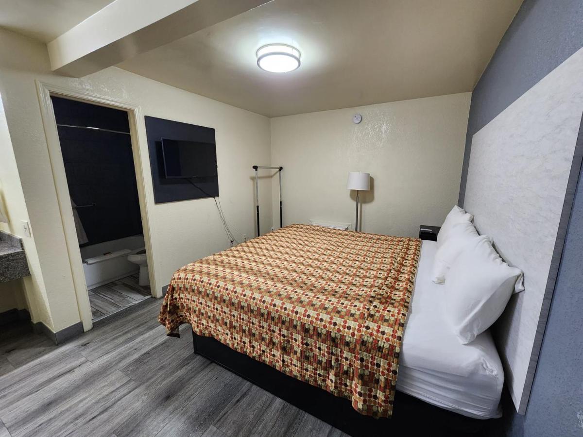  | Green Garden Inn