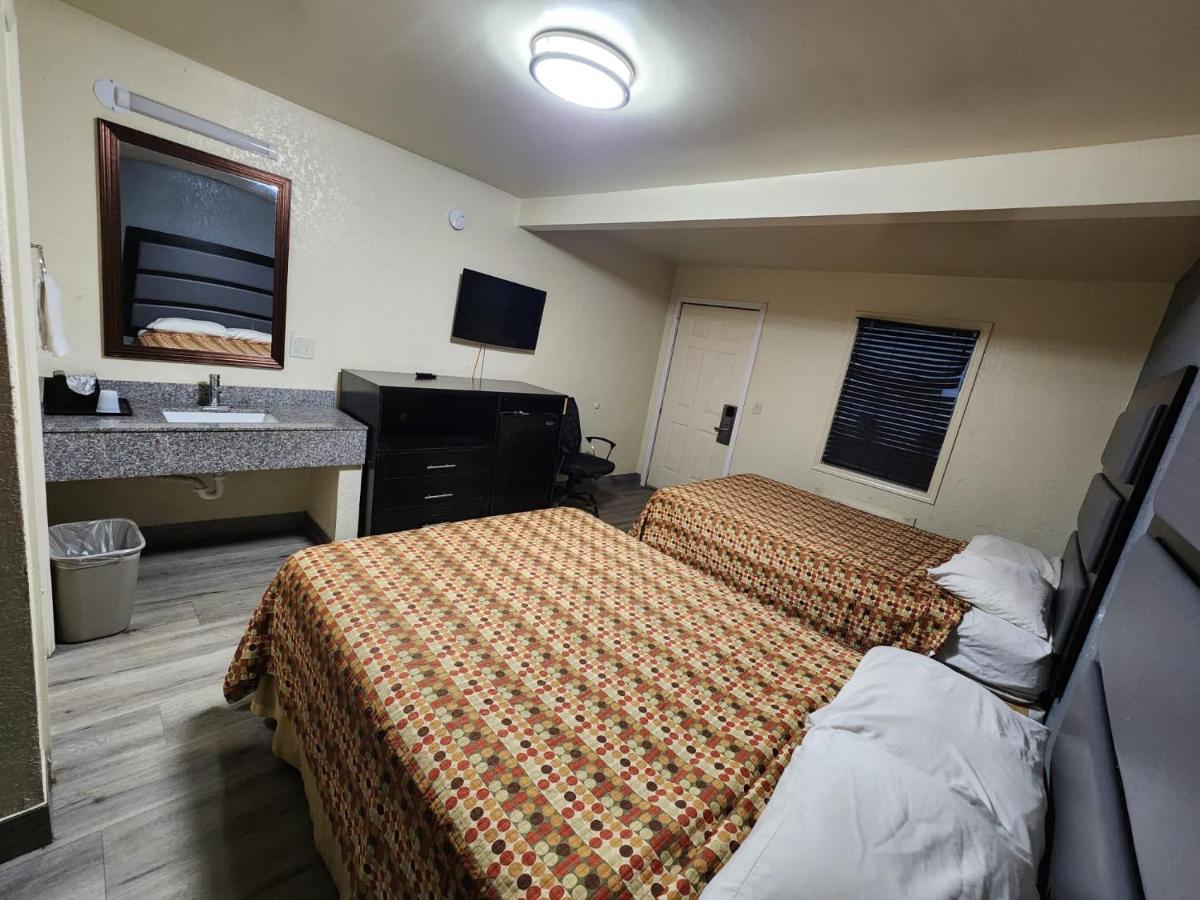  | Green Garden Inn