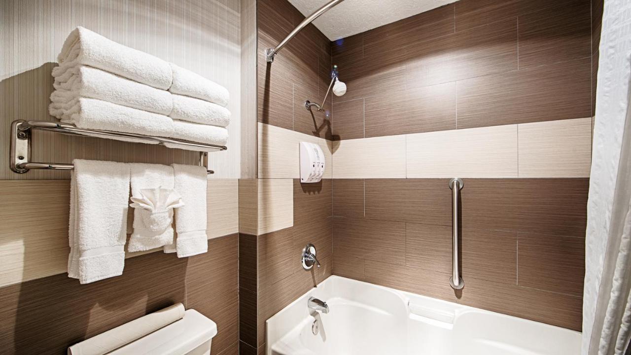 King Room - Pet Friendly at Best Western Corvallis