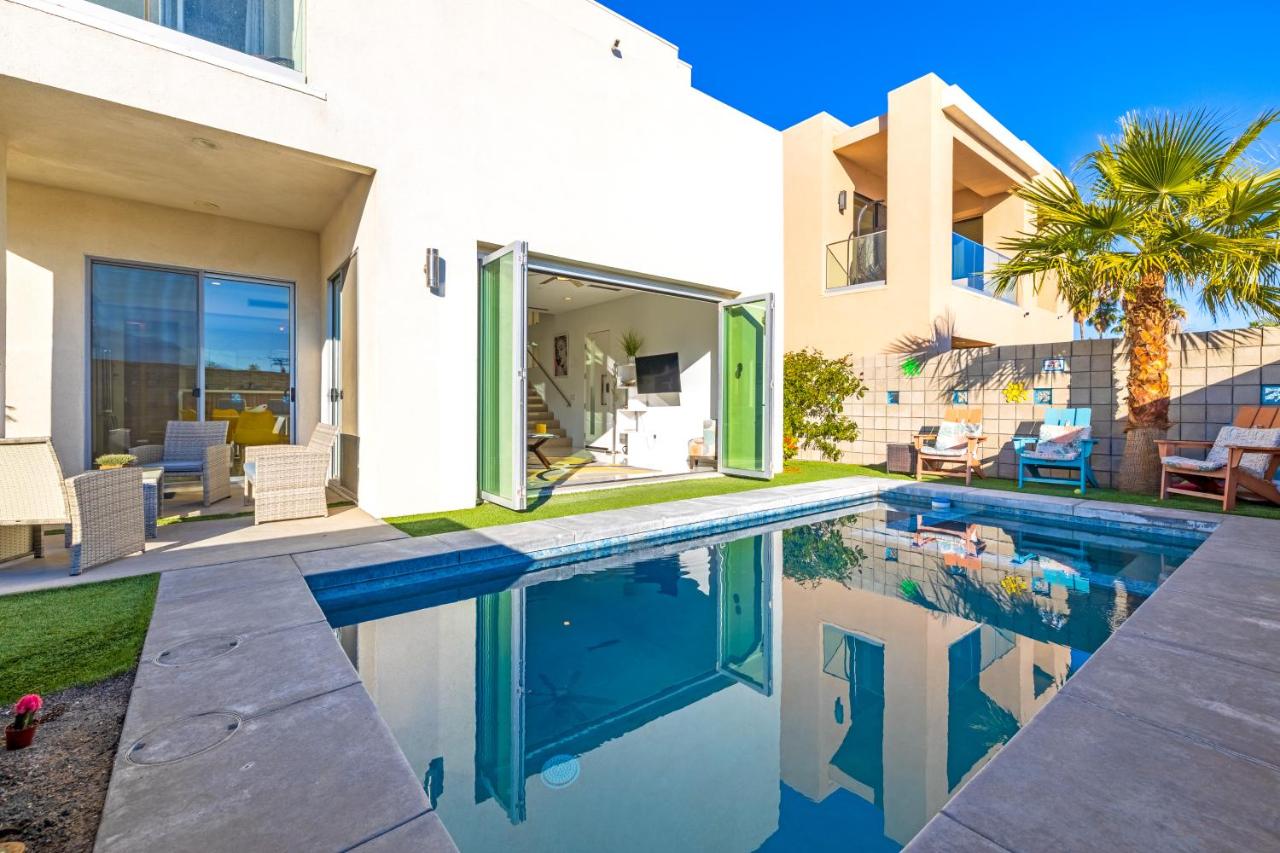 | A Modern Luxury Resort Style