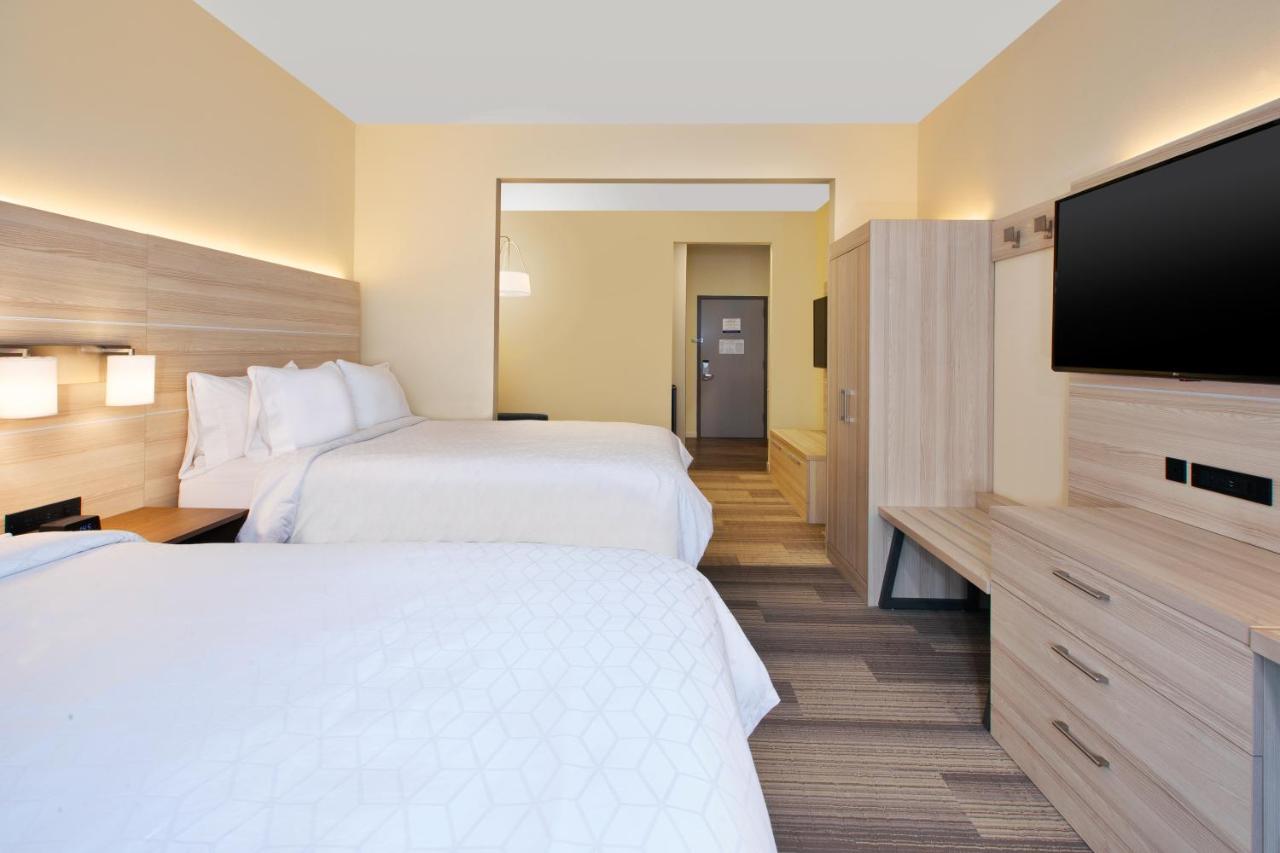 | Holiday Inn Express Absecon-Atlantic City Area, an IHG Hotel