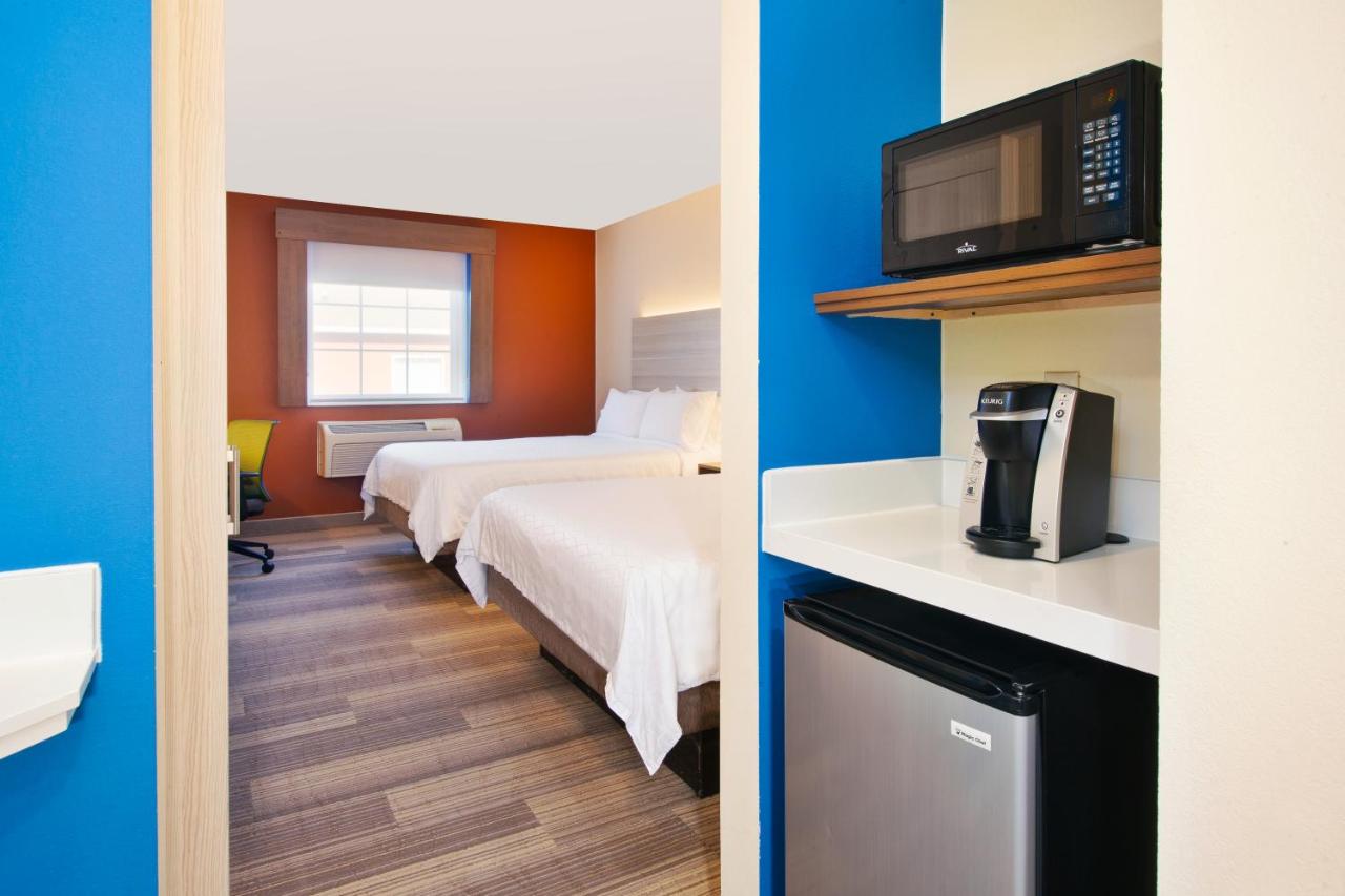 | Holiday Inn Express Absecon-Atlantic City Area, an IHG Hotel