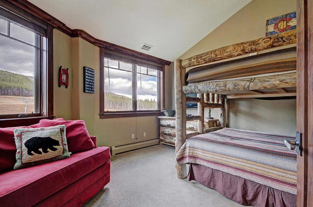 | Crystal Peak Penthouse