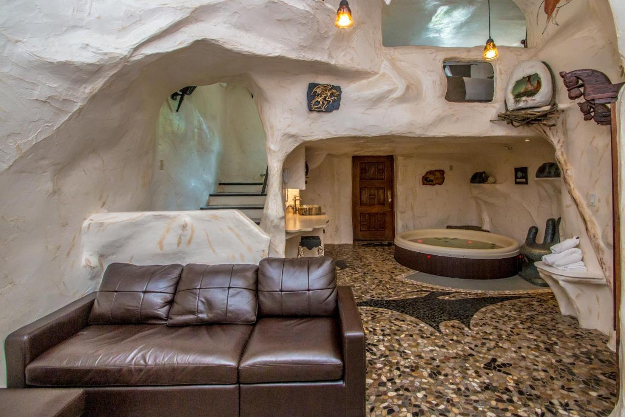 | Adventure Suites