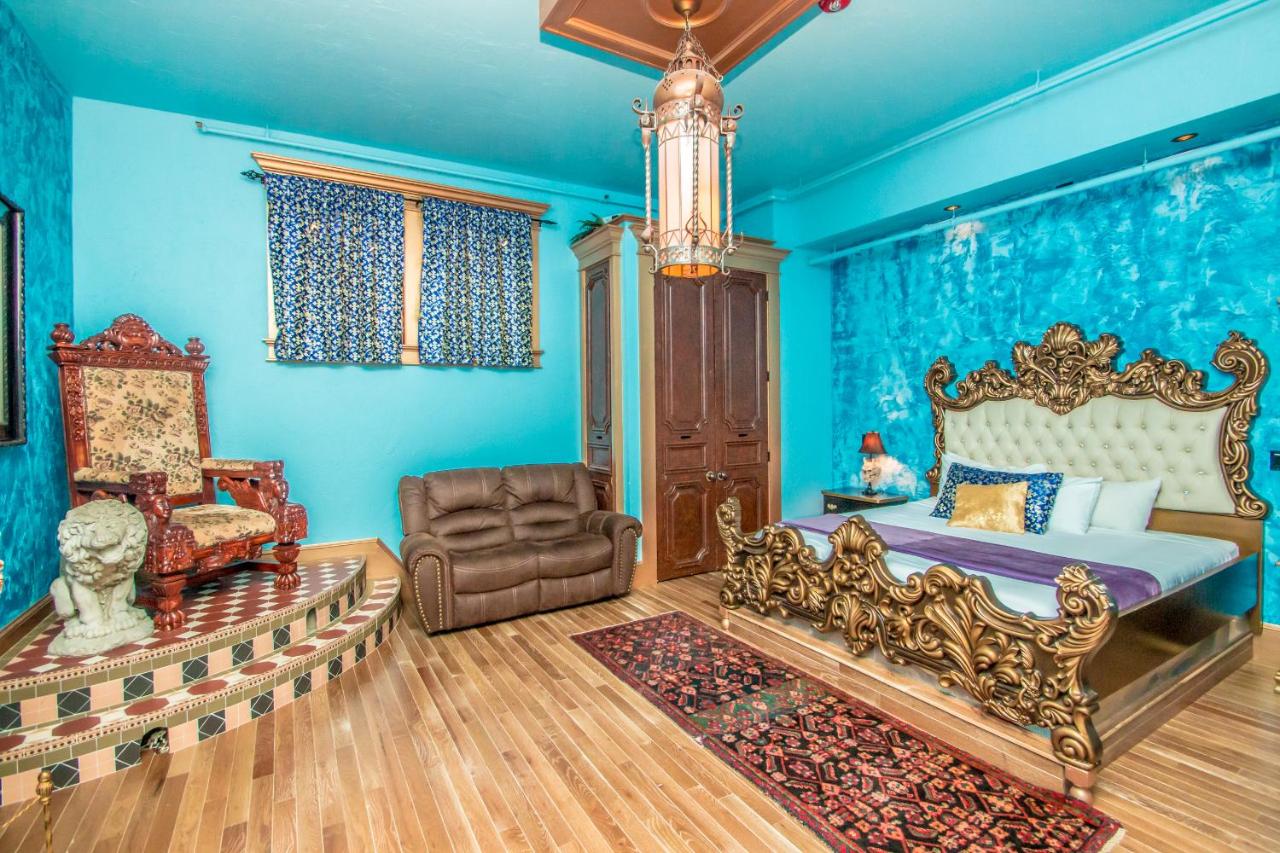 | Adventure Suites