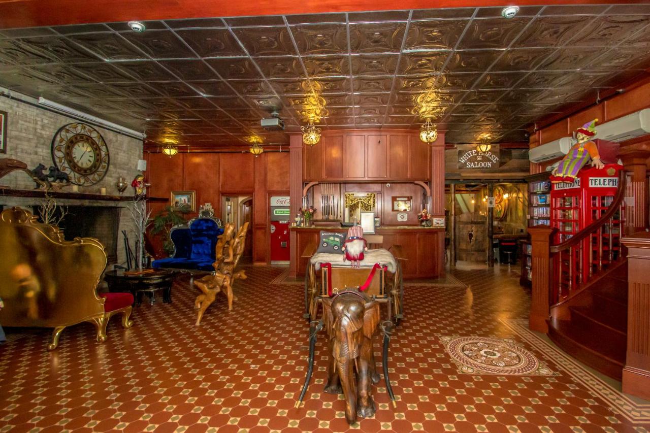 | Adventure Suites