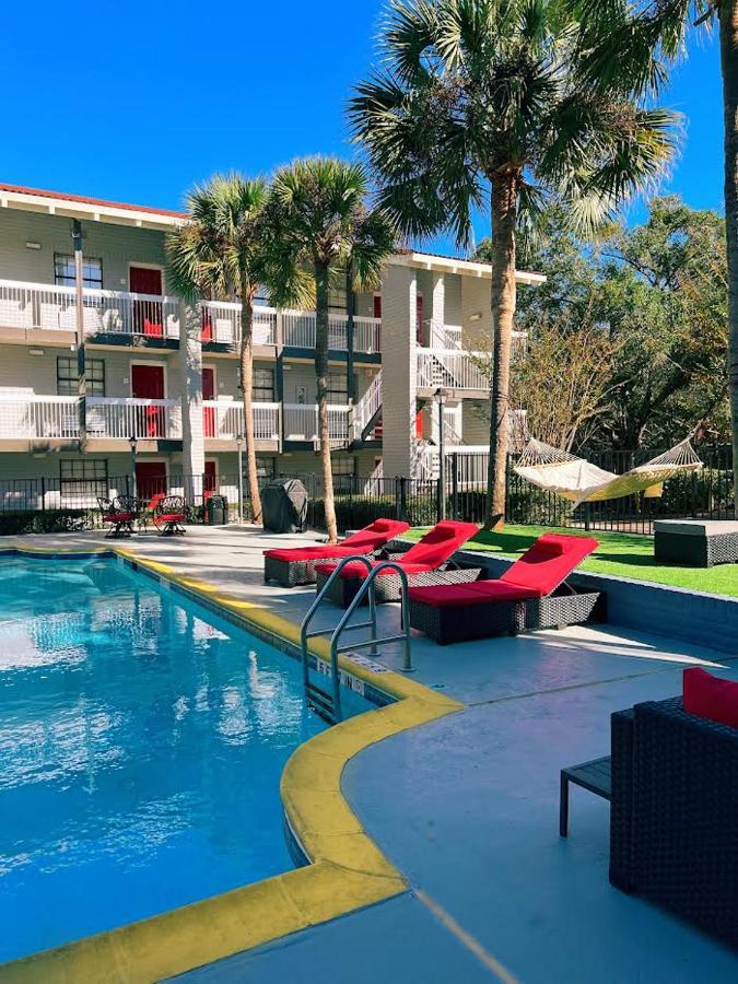  | Casa Bella Inn & Suites